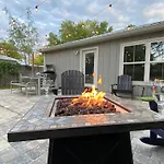 San Sebastians Hideaway - Modern With Group Friendly Amenities Just Minutes From Downtown And St Augustine Beach