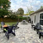 San Sebastians Hideaway - Modern With Group Friendly Amenities Just Minutes From Downtown And St Augustine Beach