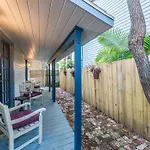 Carriage Way Inn Bed & Breakfast Adults Only - 21 Years Old And Up