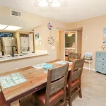 Ocean Village Club G16