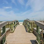 Ocean Village Club G16