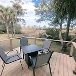 Marsh View - Modern Getaway - Mins From Downtown