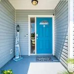 Charming And Delightful Getaway! Walk To Beach