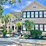 Old Powder House Inn
