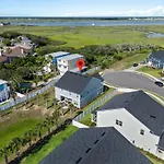 New - Vilano Beach Family Oasis, Private Beach Access, Intercoastal View
