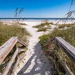 Flamingo Beach Hideaway