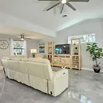 Great Place For 6 To Relax
