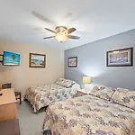 Sea Winds 40 Oceanfront Delight