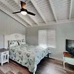 Beach House Manor