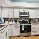 Oceanfront Luxe 3Br In St Augustine Beach