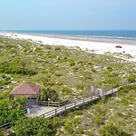 Unwind At St Augustine\'S Beachfront Oasis