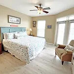 Seaside At Anastasia E206