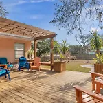 Surfside Beach House Walk2Beach Pet Friendly Family