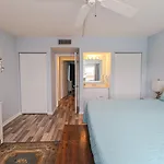 Creston House 4C