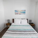 Modern Bungalow Dog Friendly