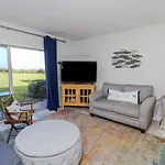 Creston House 9A