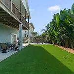 Vista Mar At The Ocean