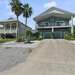 Vista Mar At The Ocean