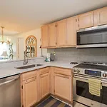 Creston House 11B