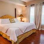 2 Bedroom Secluded Patio With Courtyard 5107P2