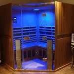 5208-Lp King Suite With Kitchenette & Pool Views