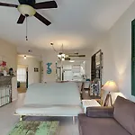 Ocean Village Club Q36