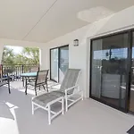 Island South 36