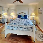 Ocean Village Club-G21