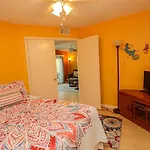 Ocean Village Club D25