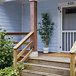 Haven Hidden Grove Buyout 2 Homes - Walk To Beach Hot Tub Game Room Deck