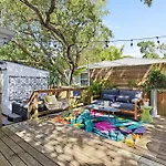 Haven Hidden Grove Buyout 2 Homes - Walk To Beach Hot Tub Game Room Deck