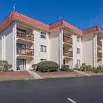 Modern Condo Pools Hot Tubs Beach Access
