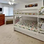 Ocean Village Club P32