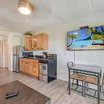 130 Direct Ocean Front 1 Bedroom Condo With Heated Pool