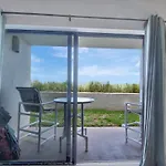 130 Direct Ocean Front 1 Bedroom Condo With Heated Pool