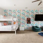 Vilano Villa Near Beach W Saltwater Pool Spa Game Room Built-In Grill
