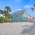 Oceanfront, Serenity Under The Sea, Tiki Bar And Grand Deck!