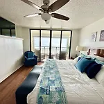 Sand Dollar 3-304