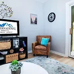 4108-1P Relax In This 1 Bedroom Peaceful Haven