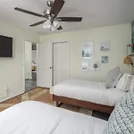 Fun & Airy Florida Vacation Home With Private Pool