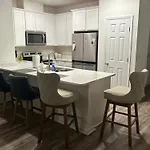 Graneek Home