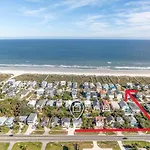 Coastal Inspired, Beachside Heated Pool & Bunkroom