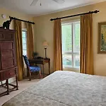 Private Views Of Lagoon Pool & Preserve