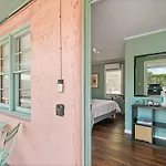 Classic Charm- Retro 1950S Motel In St Augustine