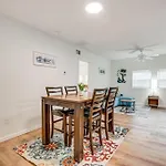 Walk To Beach Getaway With Fire Pit In St Augustine