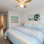Ocean Village Club A17