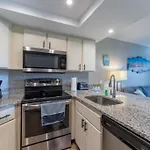 Ocean Village Club D15