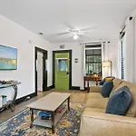 Pacific Cove #10 - Cozy Bungalow Near Shops