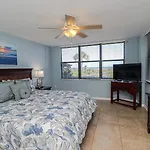 Barefoot 113 - Reno Project