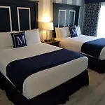 Marker 8 Hotel And Marina